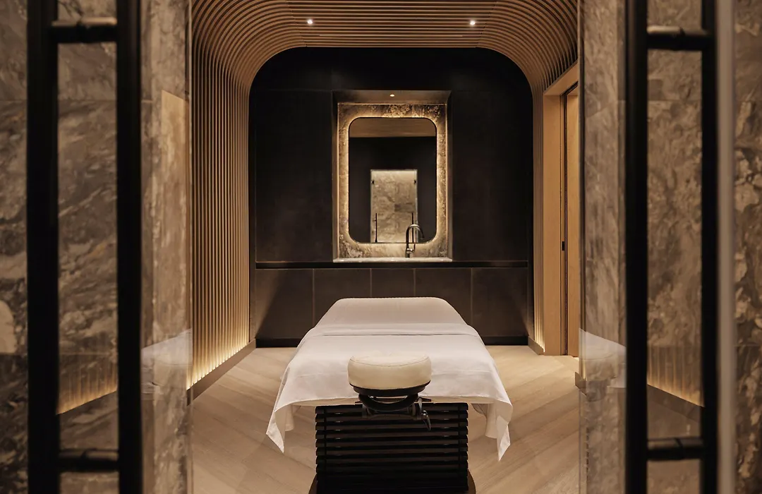 Equinox Hotel New York-1